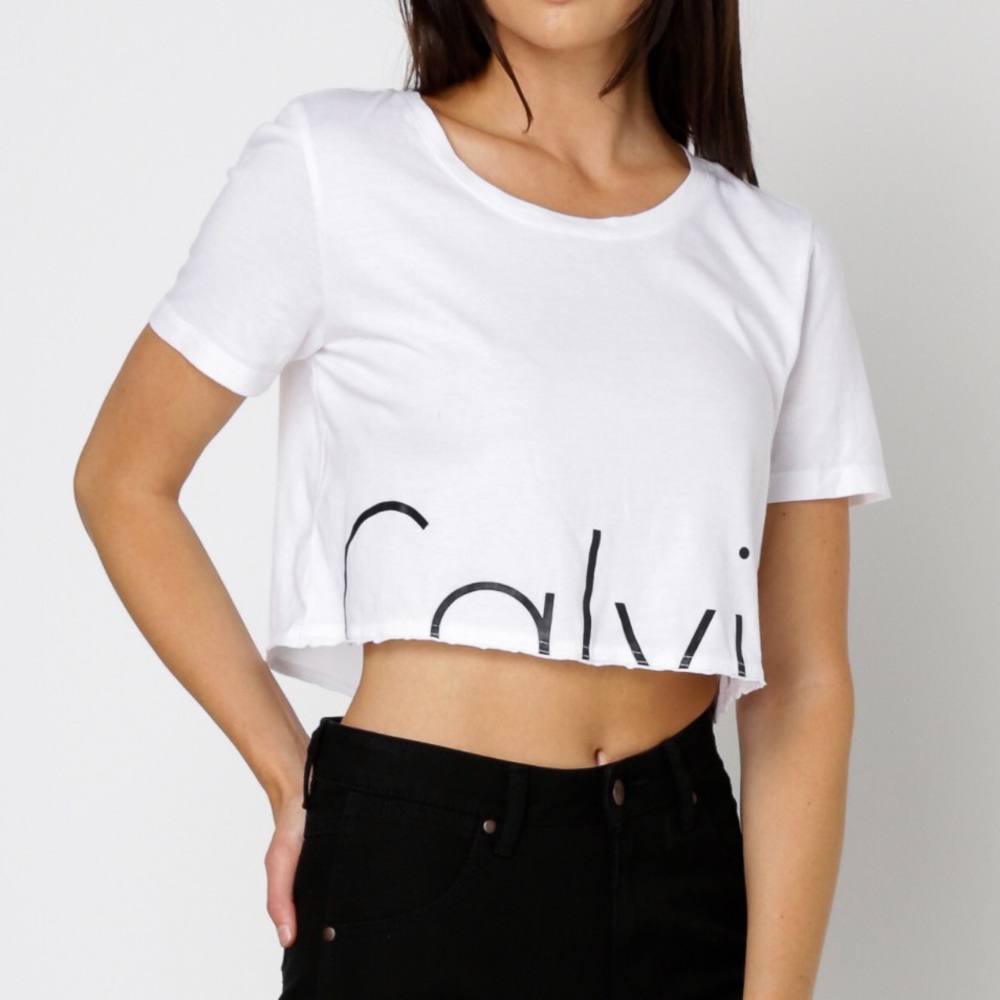 Calvin Klein cropped T shirt